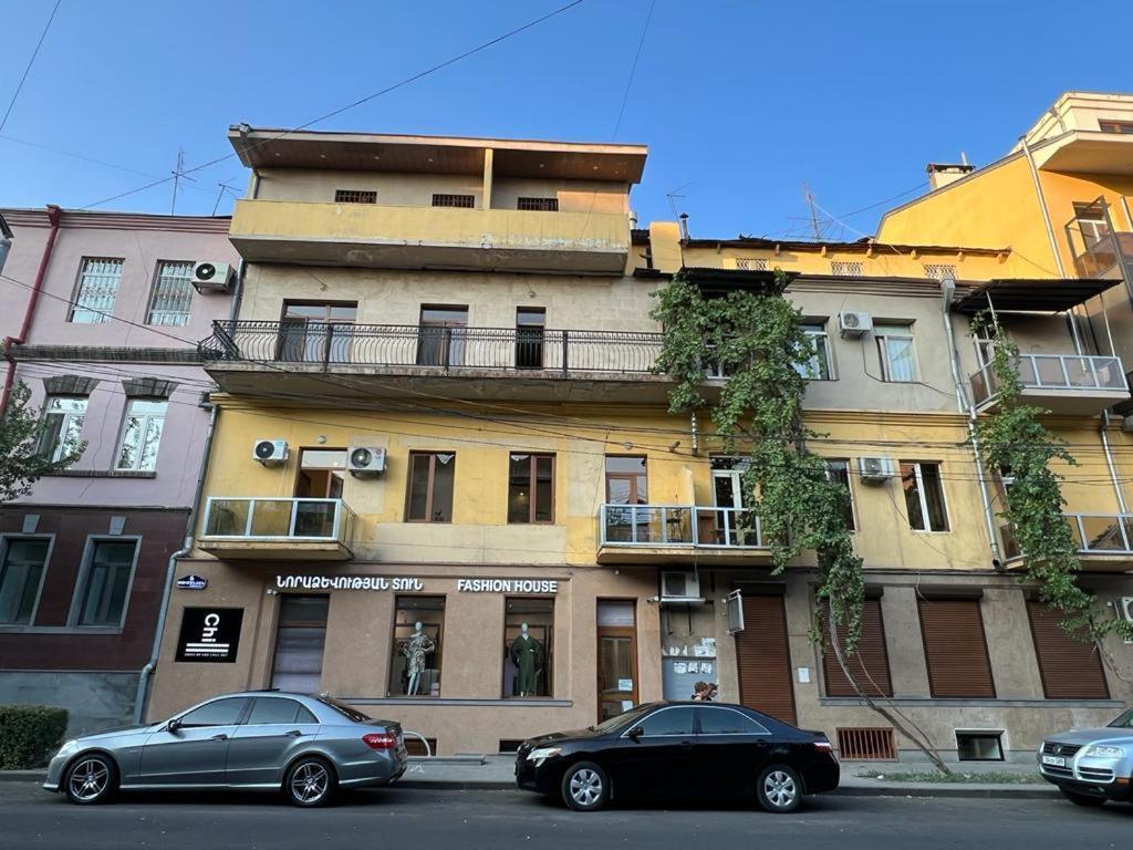 Tumanyan Street 3 Bedroom Deluxe Apartment With Large Balcony Tm662 Yerevan Ngoại thất bức ảnh